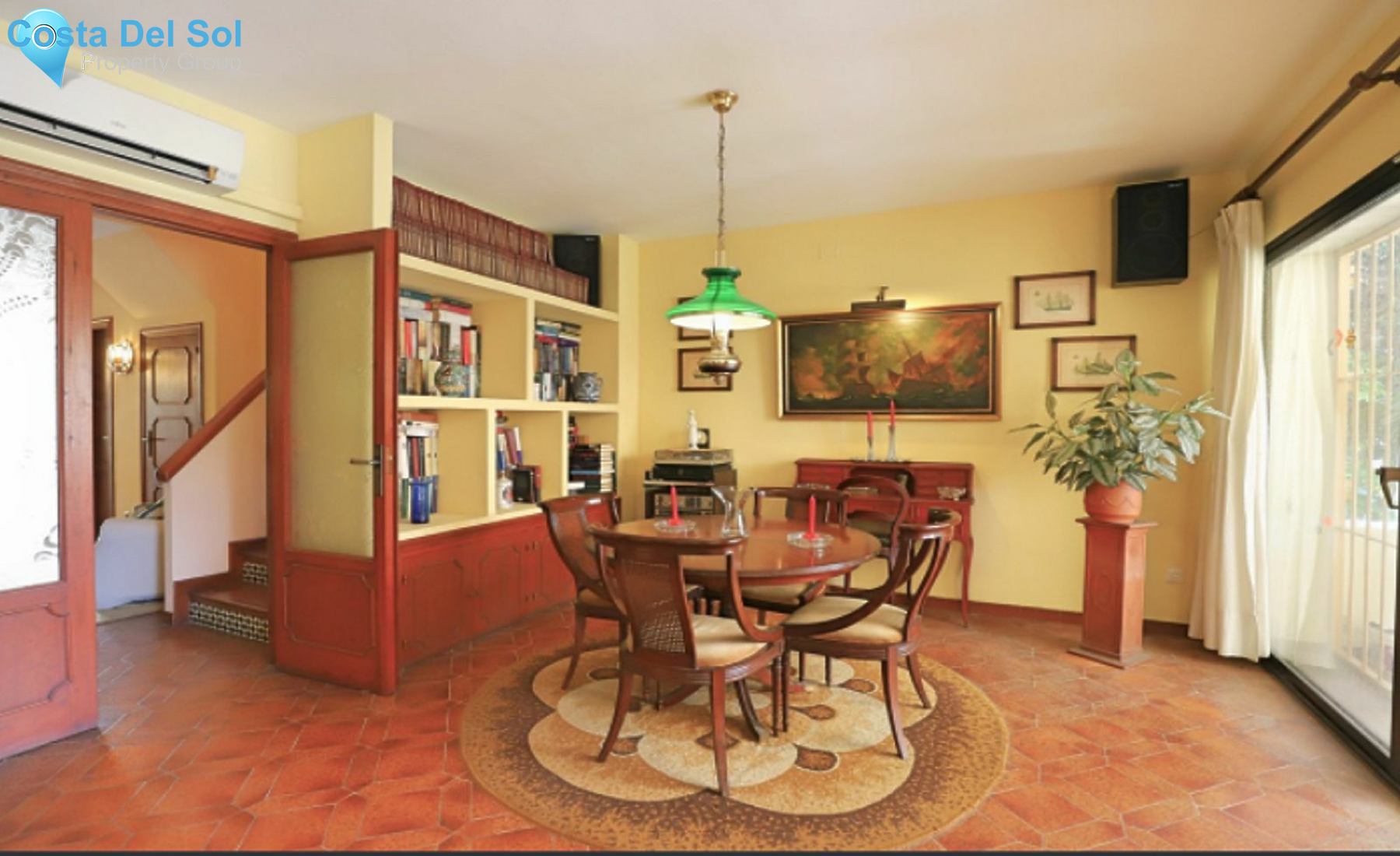 Detached Villa in Marbella-1493128