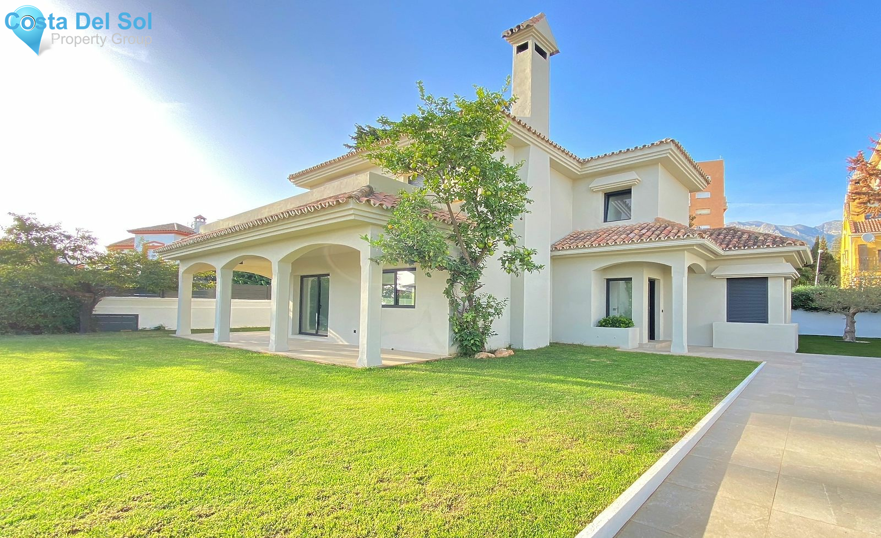 Detached Villa in Marbella-1514825