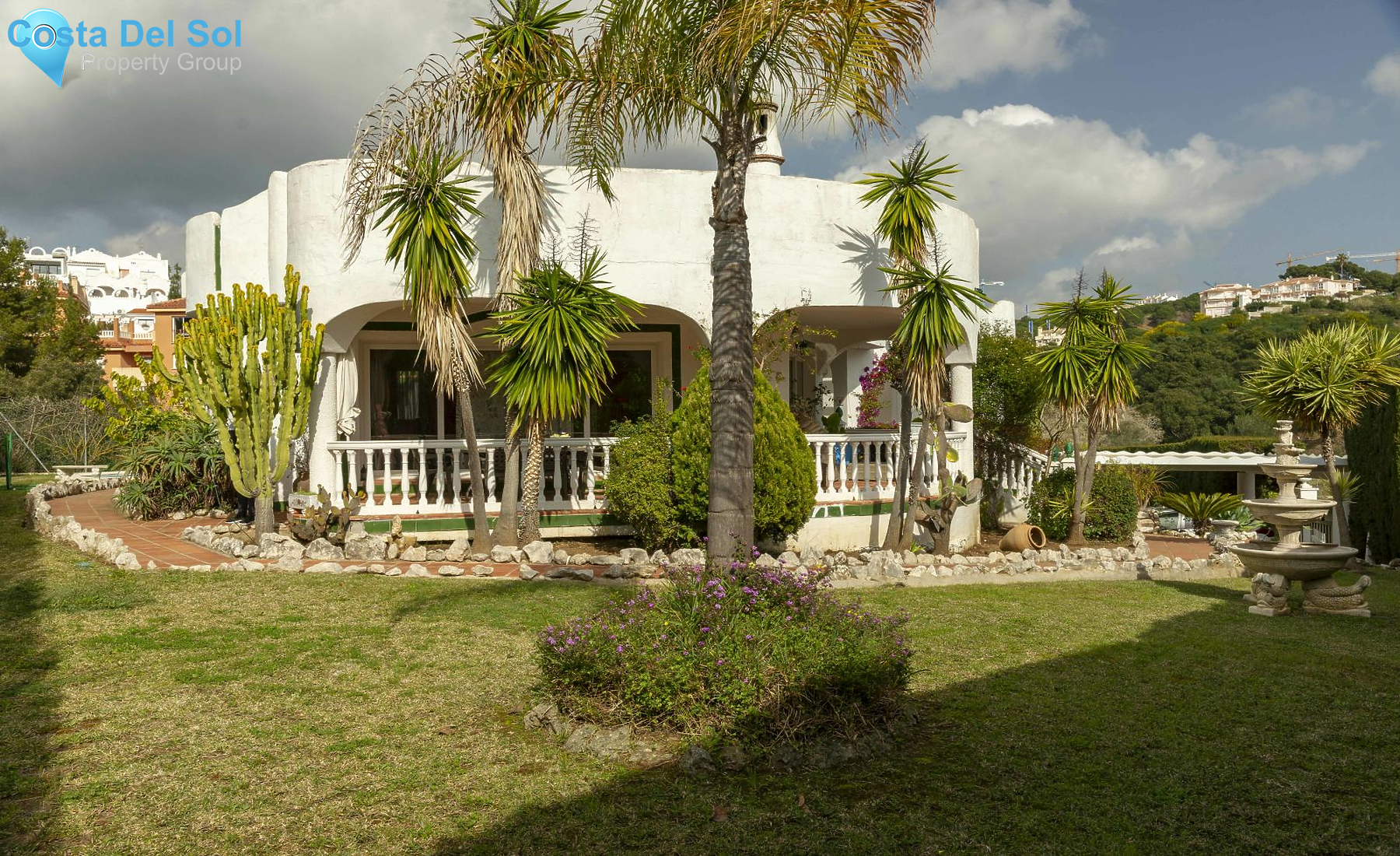 Detached Villa in Marbella-1521352
