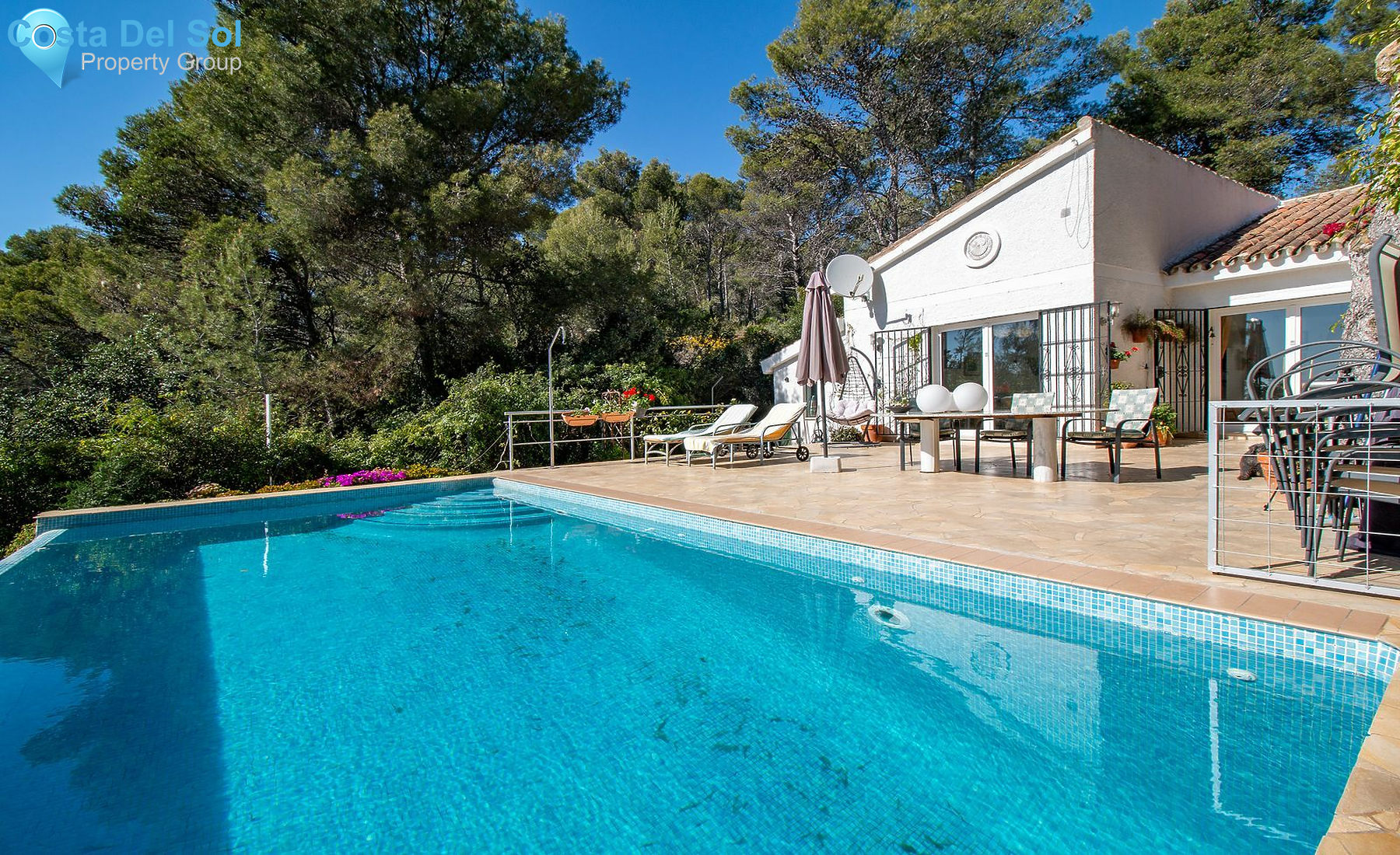 Detached Villa in Marbella-1547240