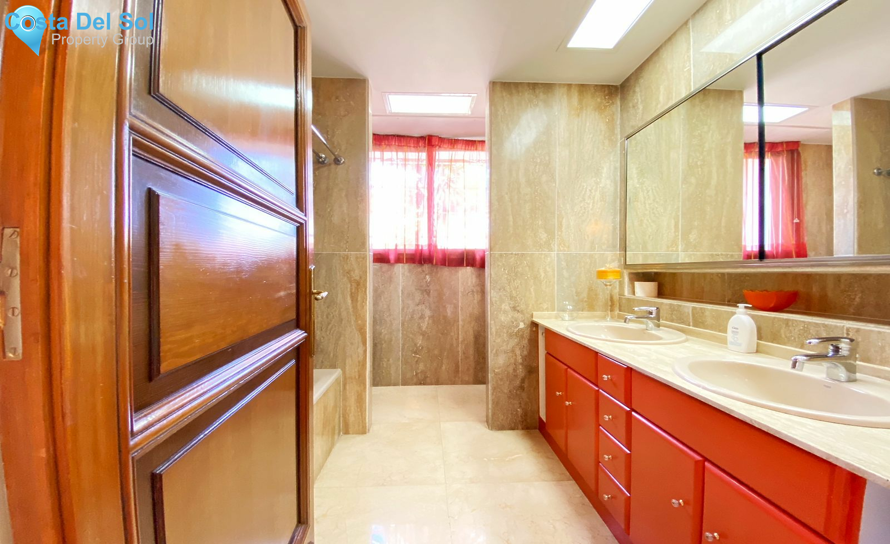 Detached Villa in Marbella-1554508