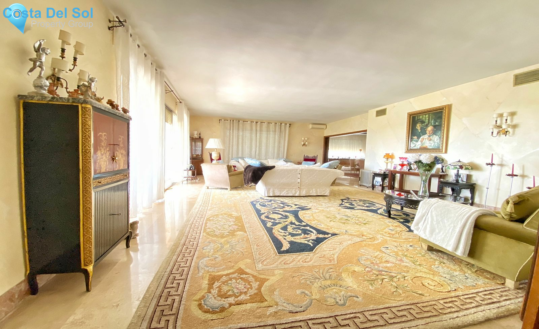 Detached Villa in Marbella-1554497