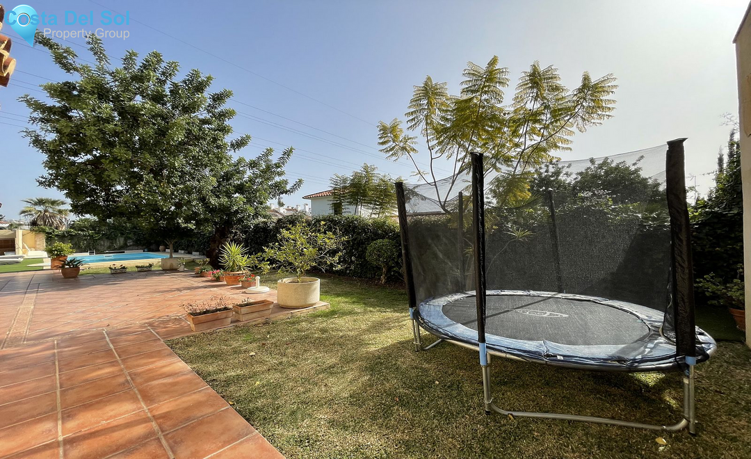 Detached Villa in Marbella-1561692