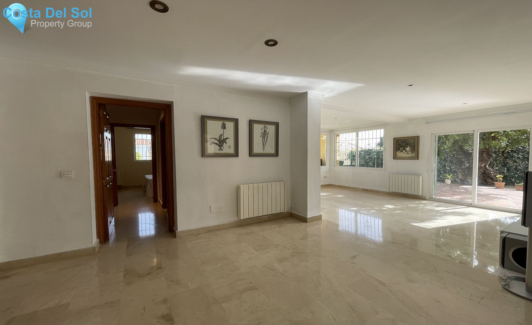 Detached Villa in Marbella-1561699
