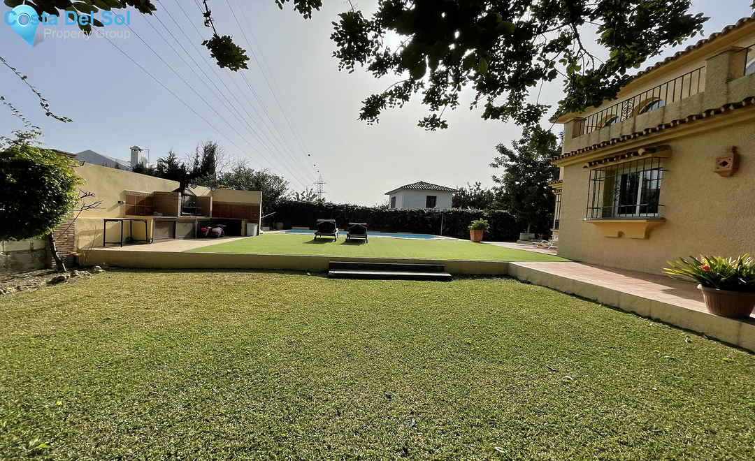 Detached Villa in Marbella-1561687