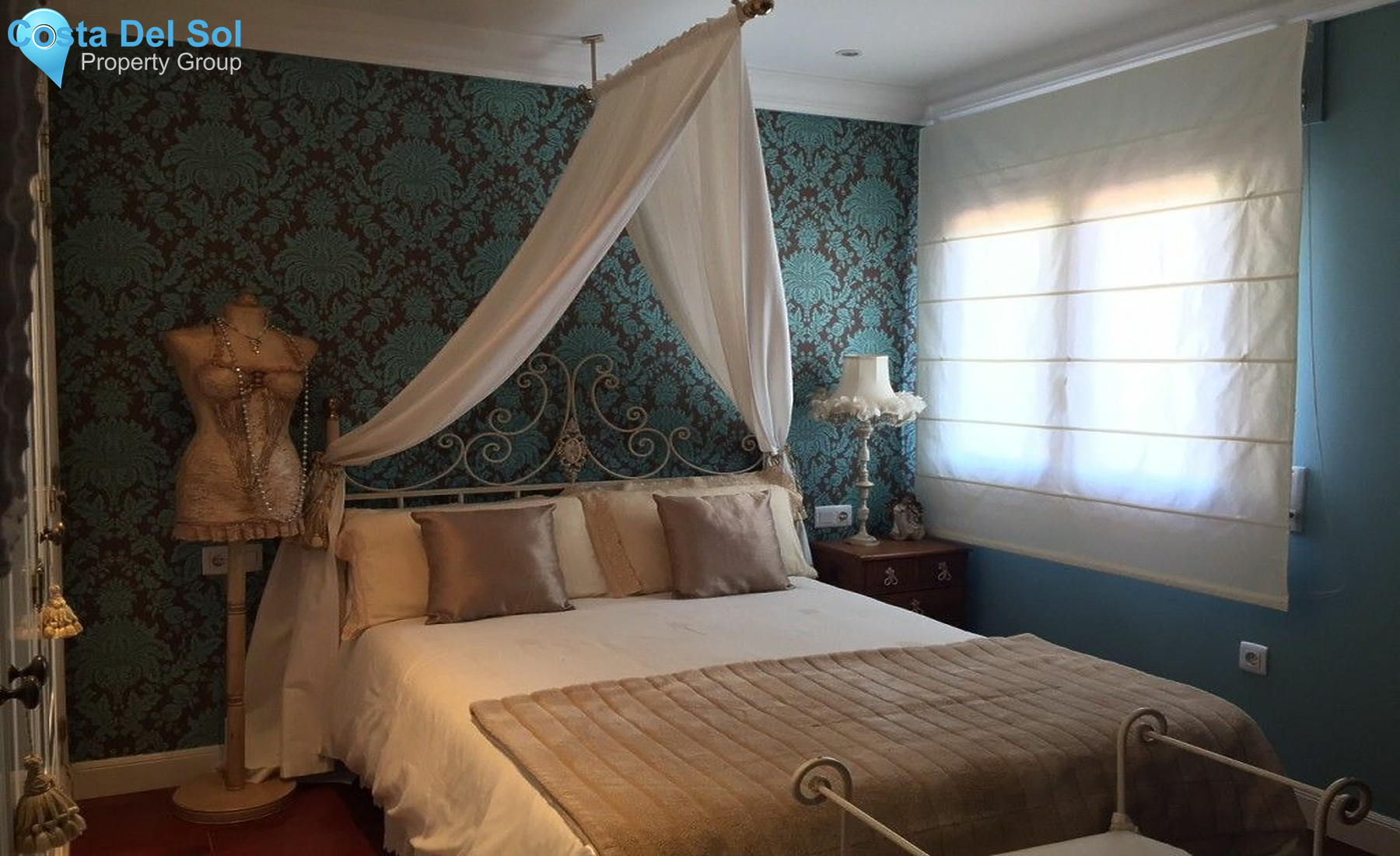 Detached Villa in Mijas Costa-1141319
