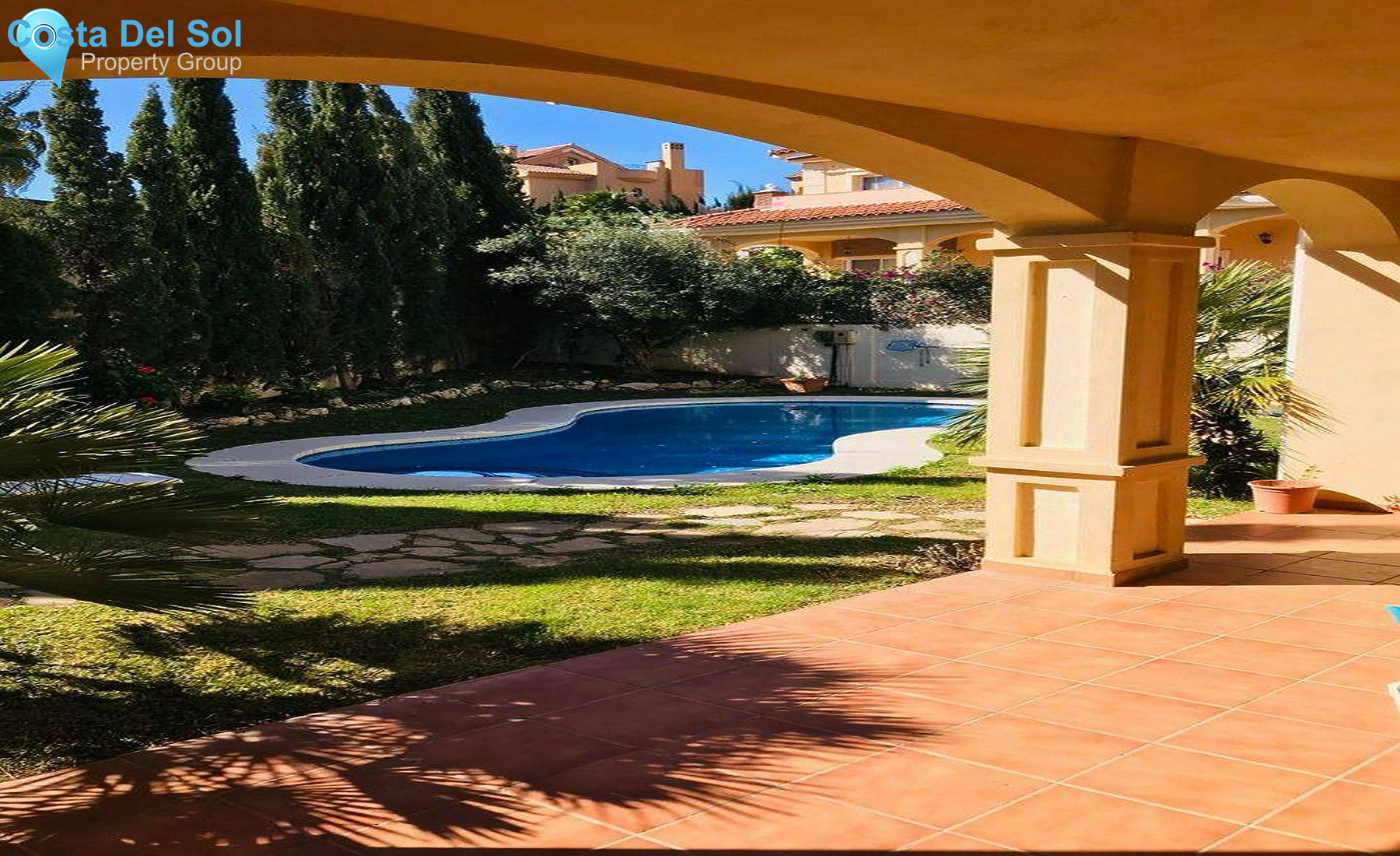 Detached Villa in Mijas Costa-1152270