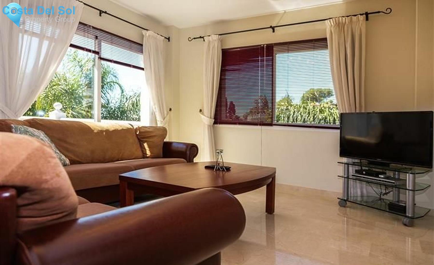 Detached Villa in Mijas Costa-1165545