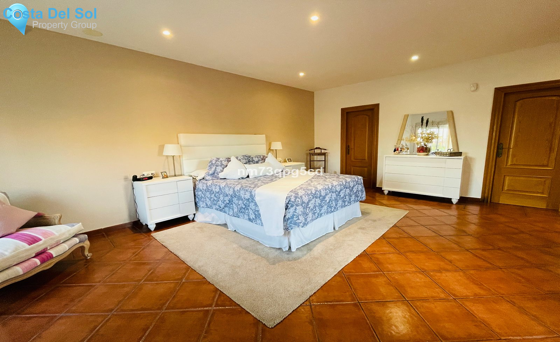 Detached Villa in Mijas Costa-1181945