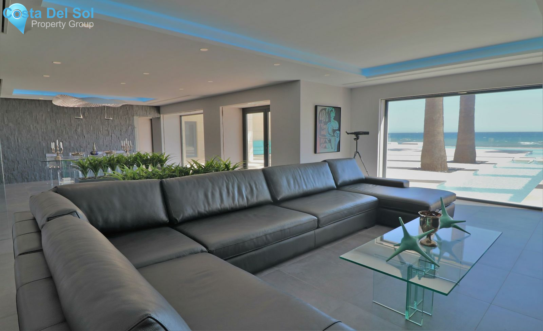 Detached Villa in Mijas Costa-1213564