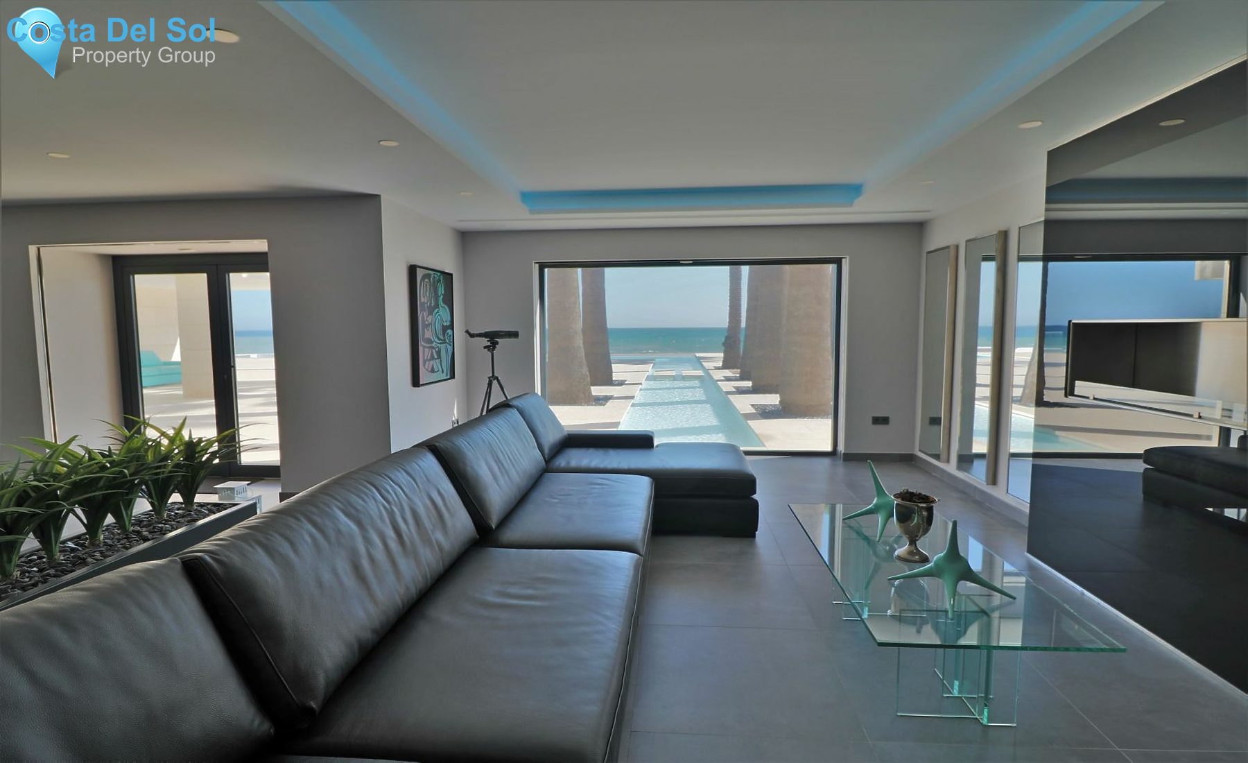 Detached Villa in Mijas Costa-1213565