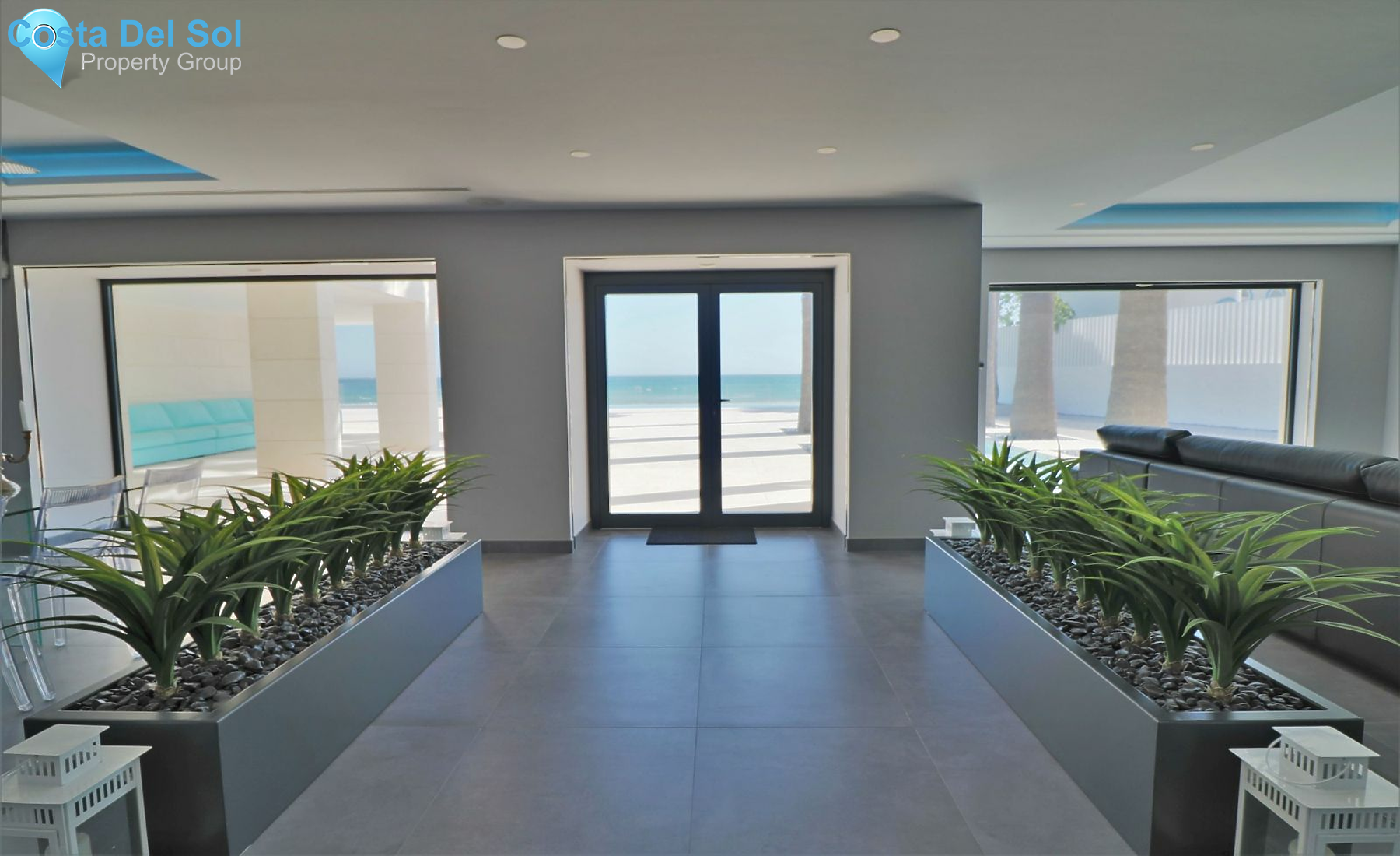 Detached Villa in Mijas Costa-1213558