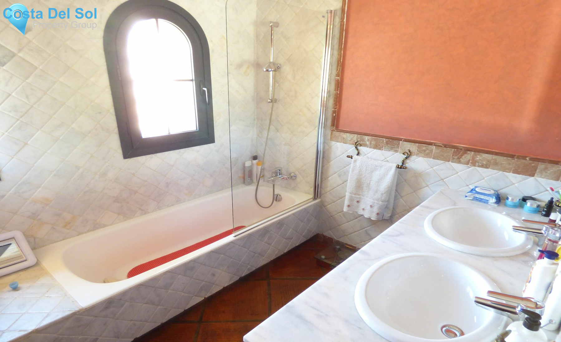 Detached Villa in Mijas-1129502