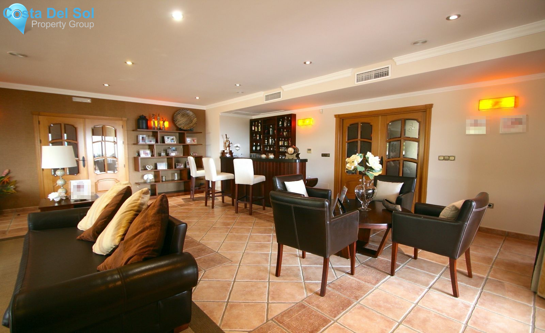 Detached Villa in Mijas-1135467