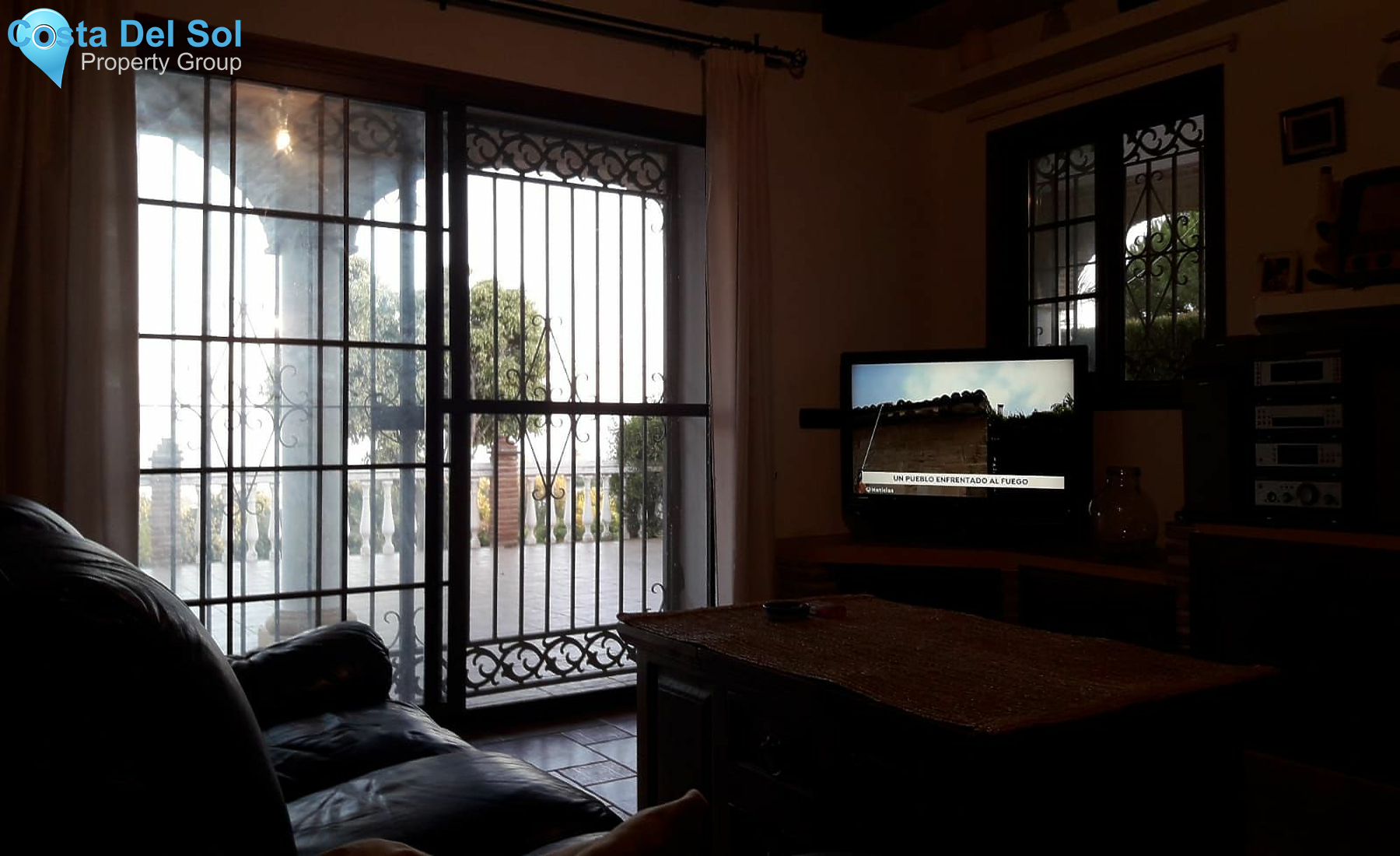 Detached Villa in Mijas-1140583