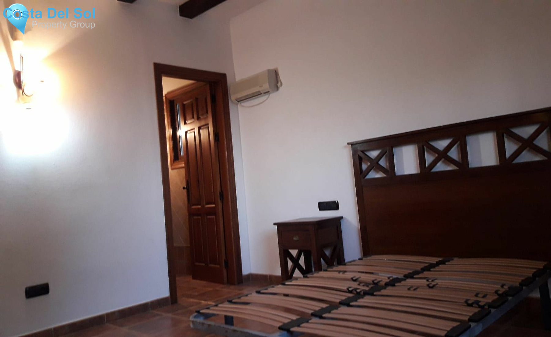 Detached Villa in Mijas-1140571