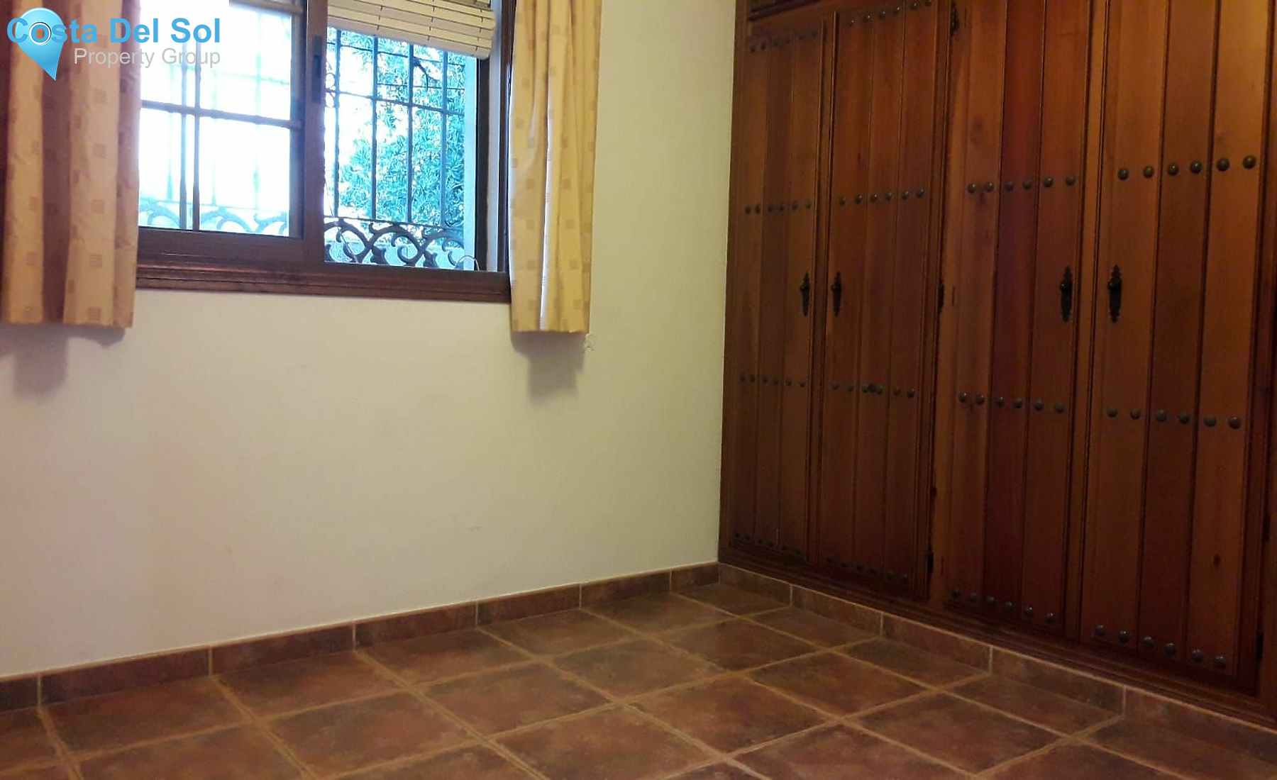 Detached Villa in Mijas-1140573