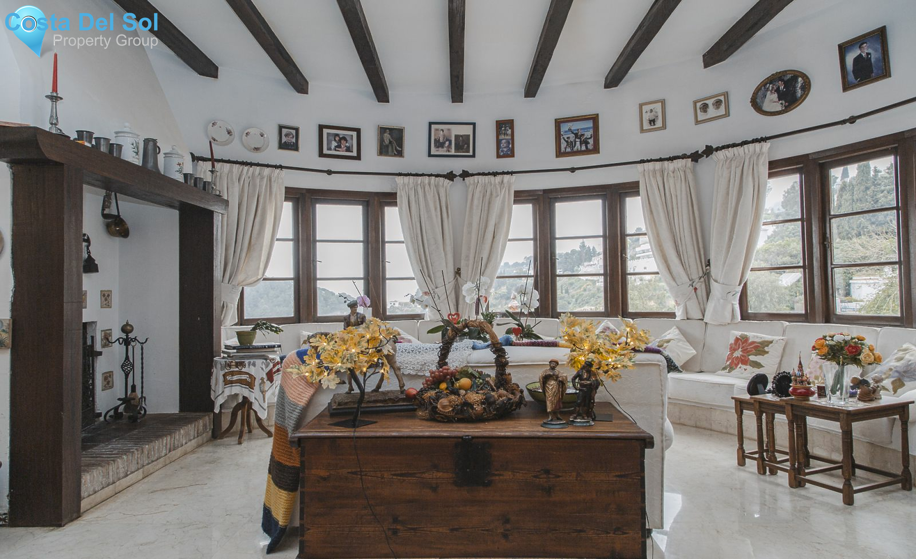 Detached Villa in Mijas-1140678