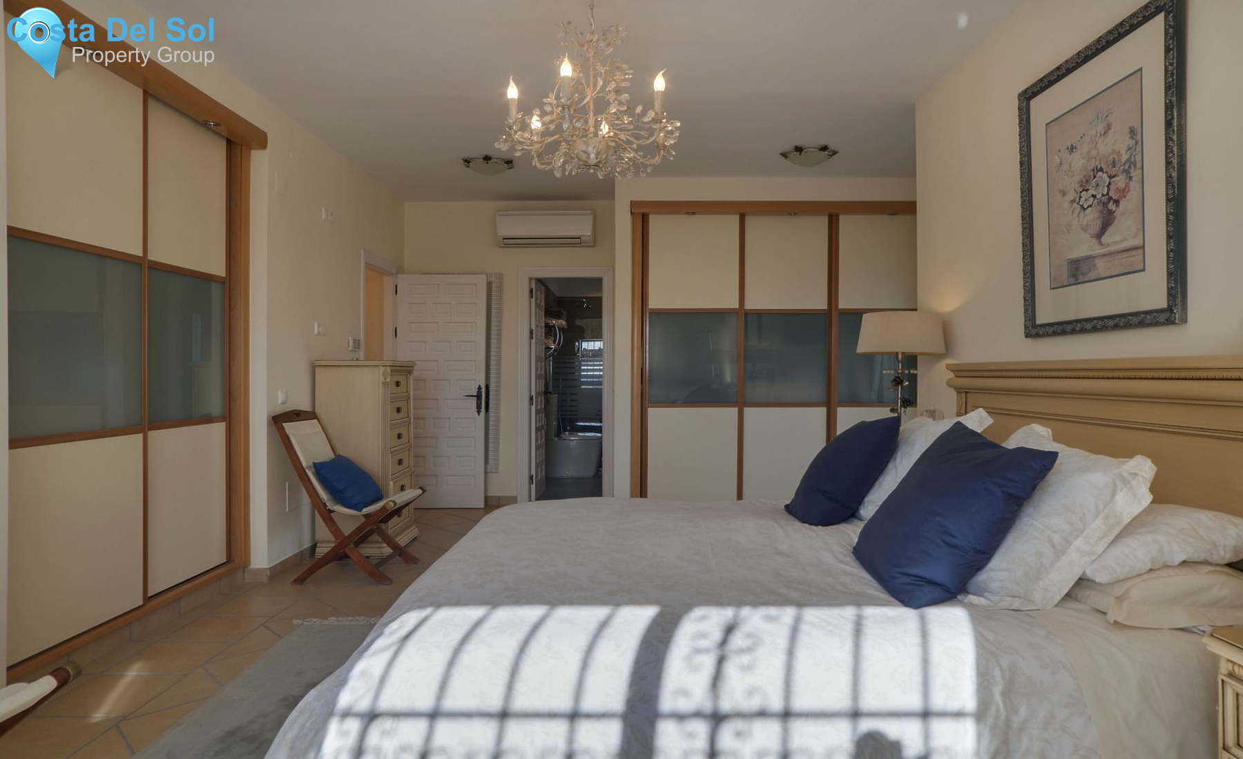 Detached Villa in Mijas-1150326