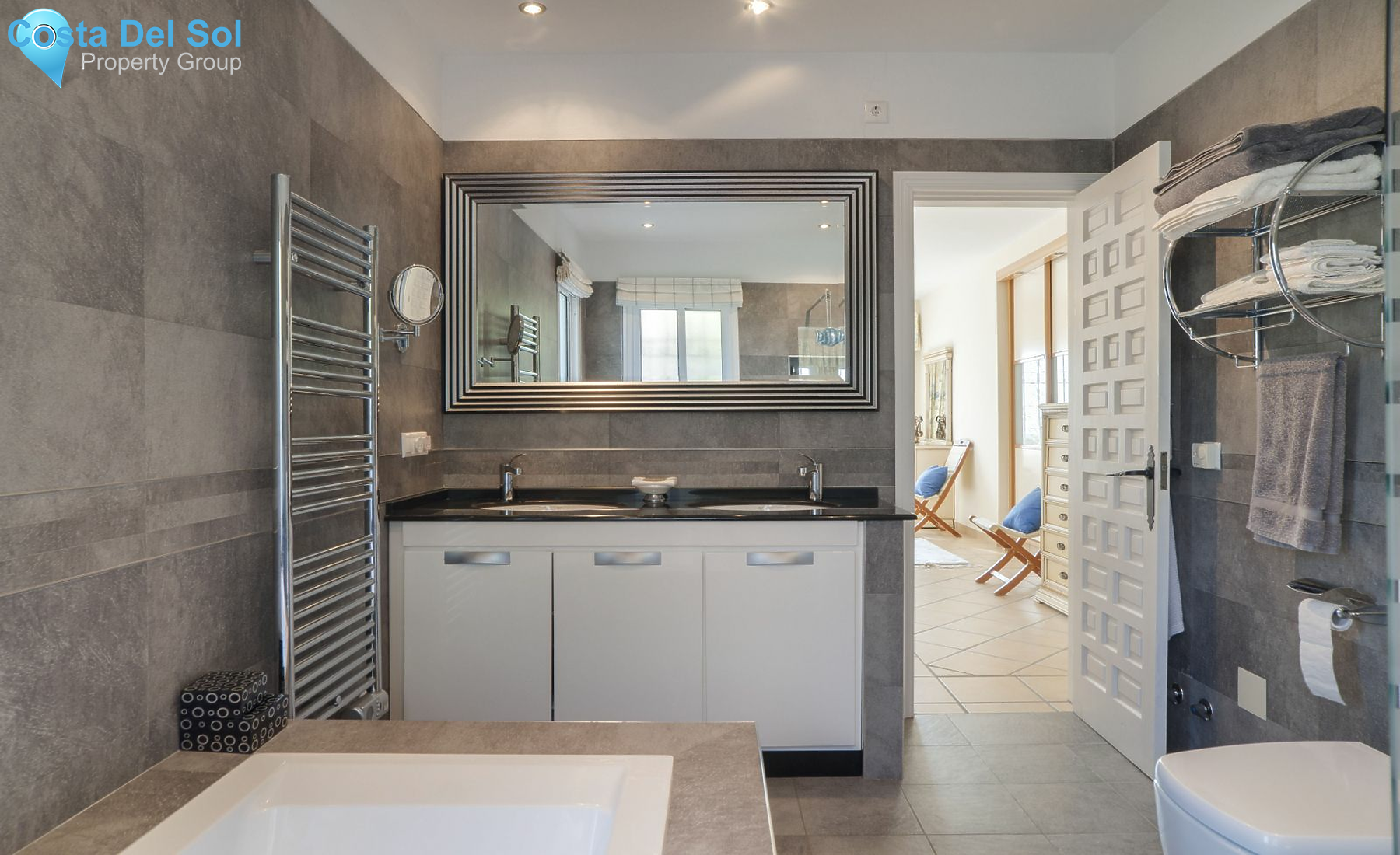 Detached Villa in Mijas-1150328