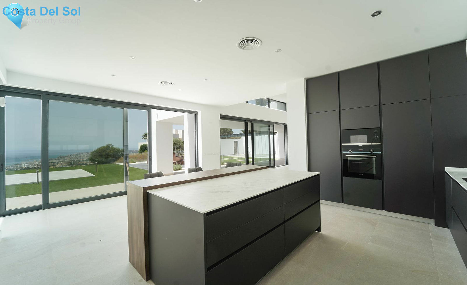Detached Villa in Mijas-1166279