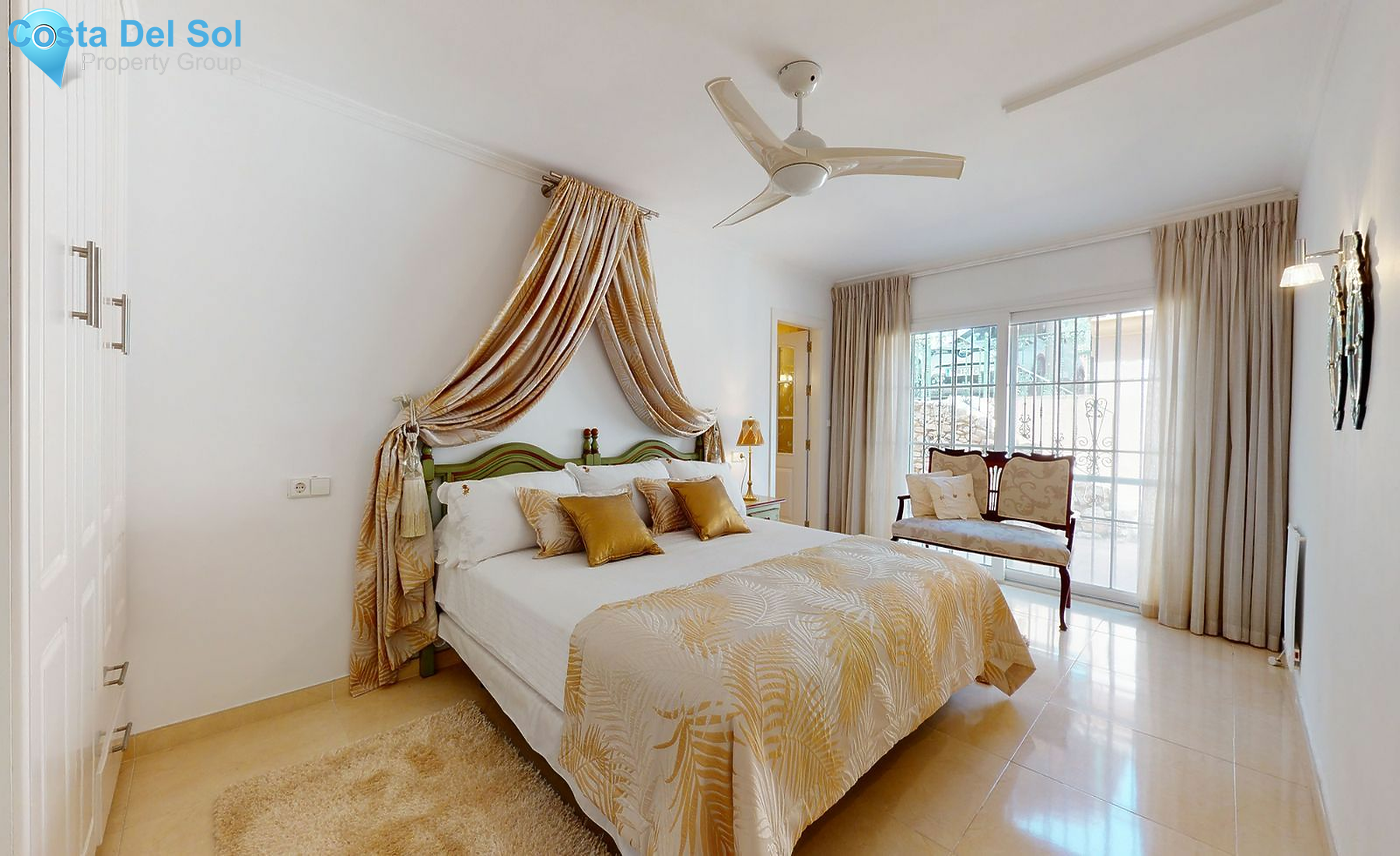 Detached Villa in Mijas-1178011