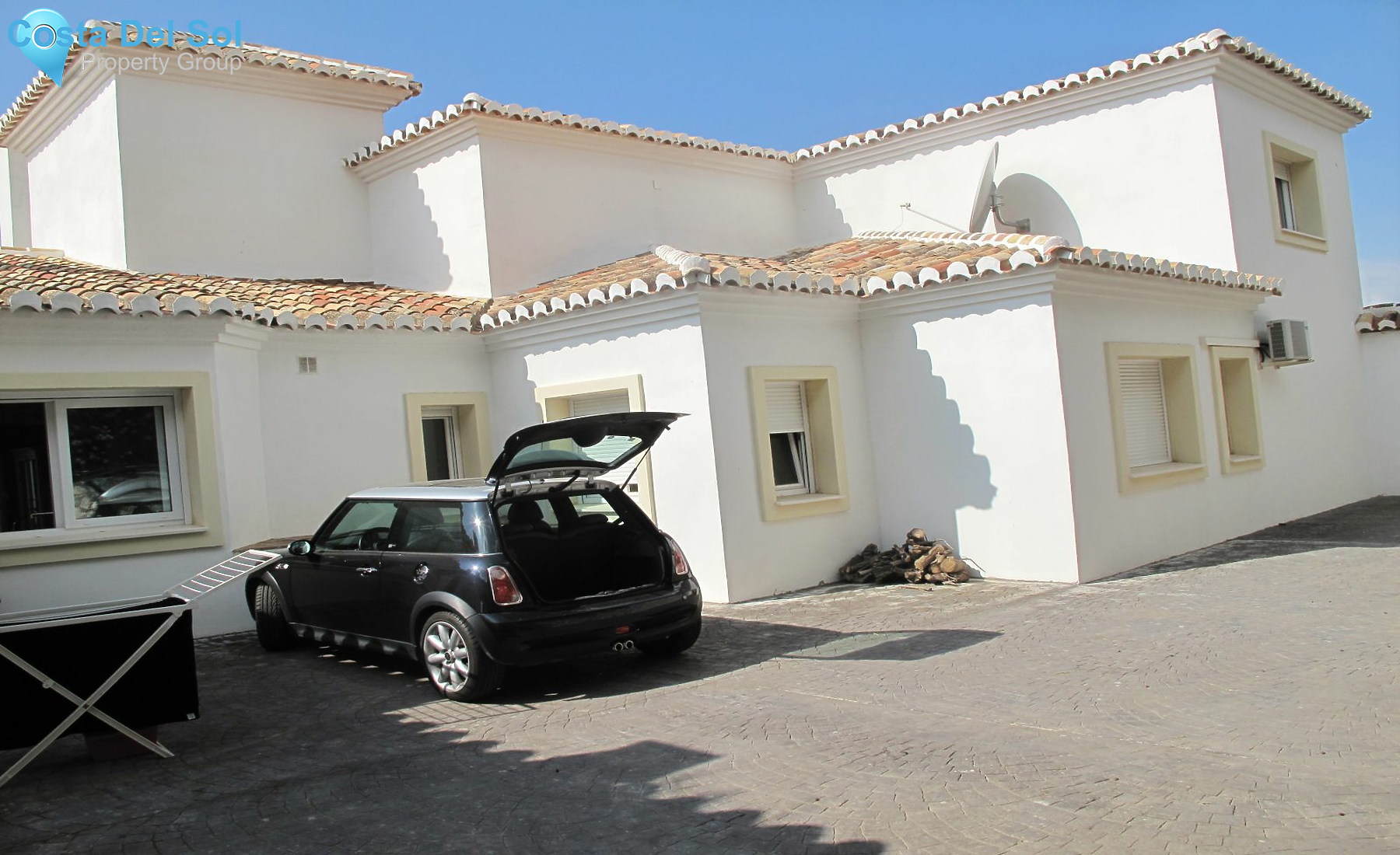Detached Villa in Mijas-1183357