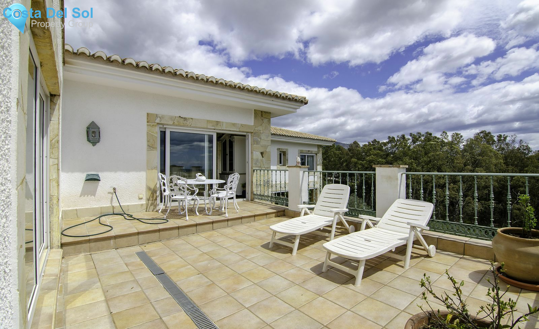 Detached Villa in Mijas-1189856