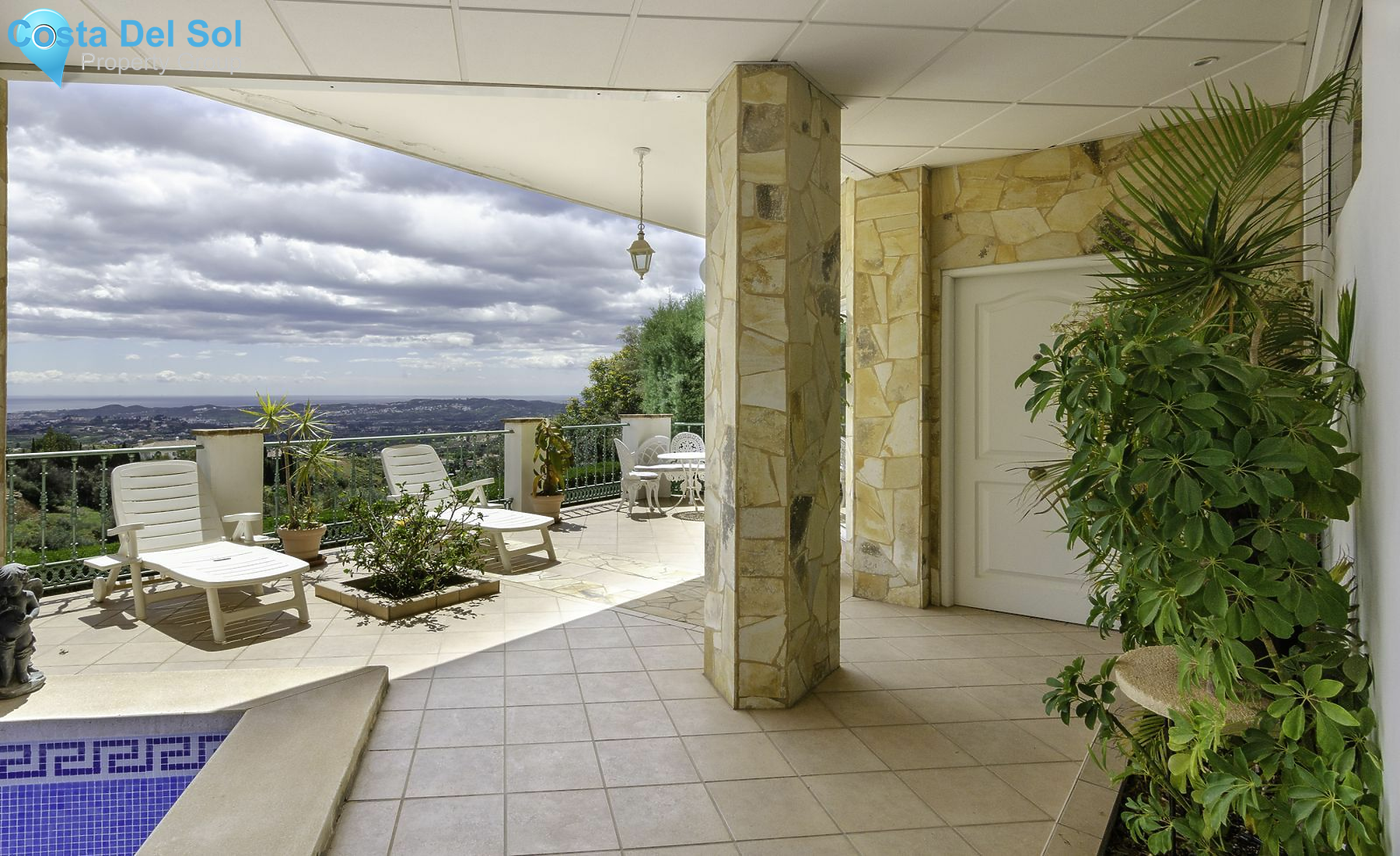 Detached Villa in Mijas-1189859