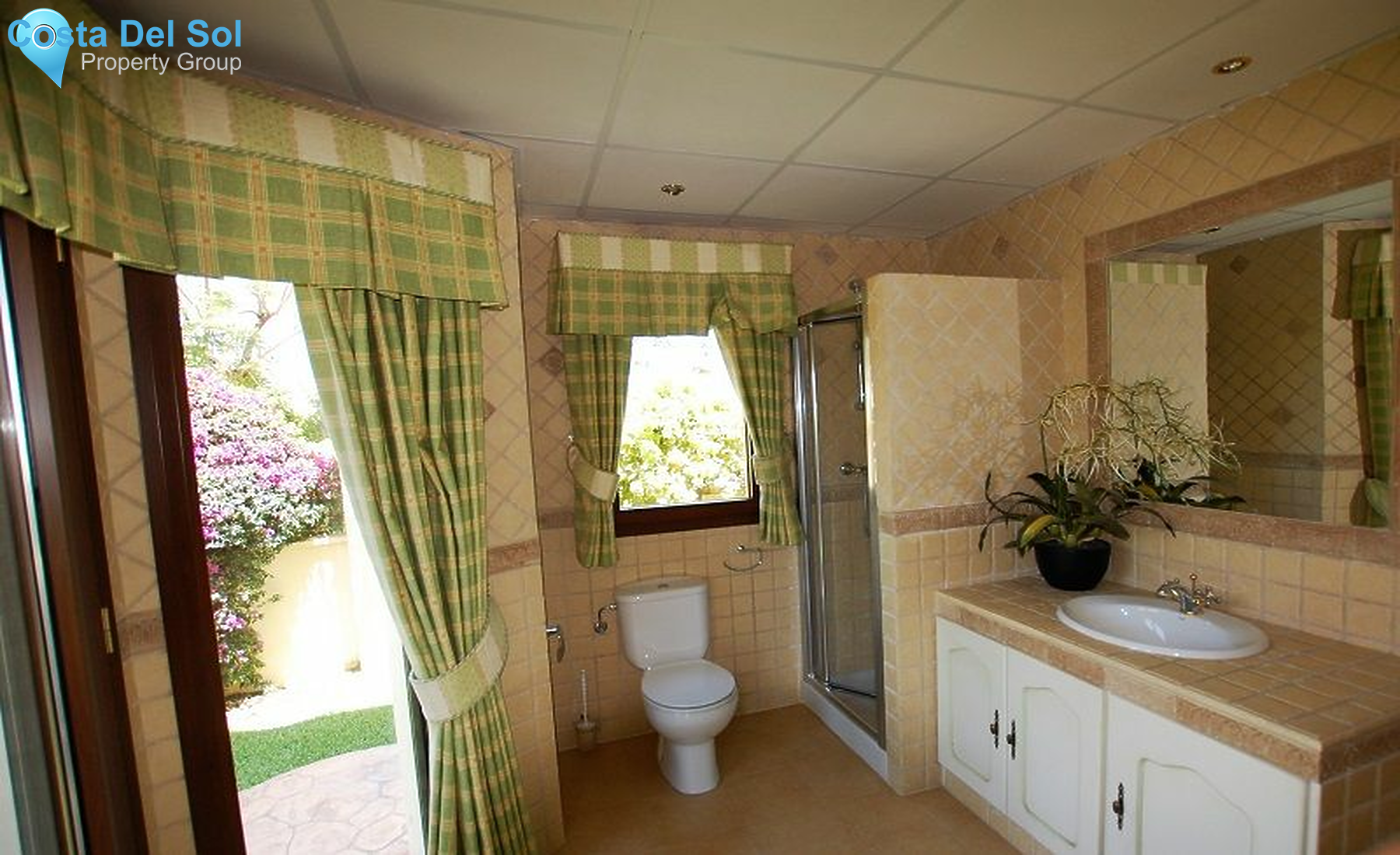 Detached Villa in Mijas-1200294