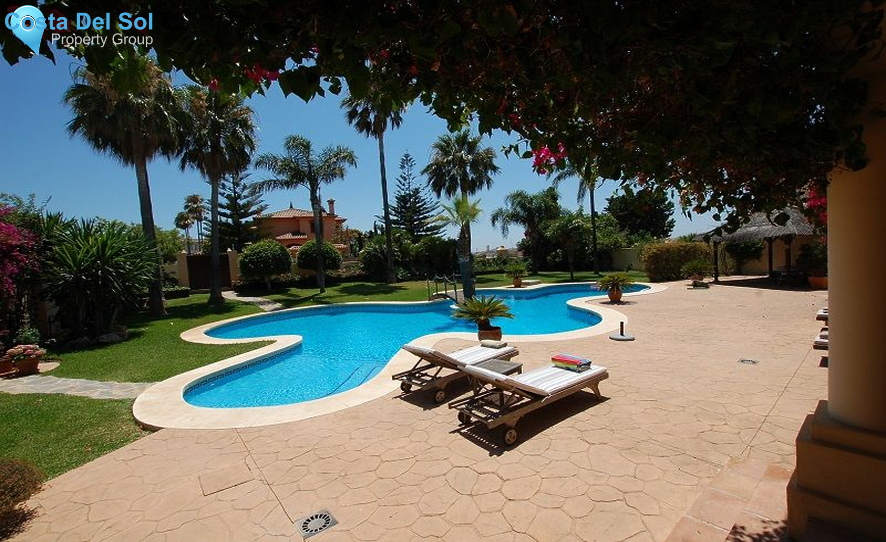 Detached Villa in Mijas-1200286