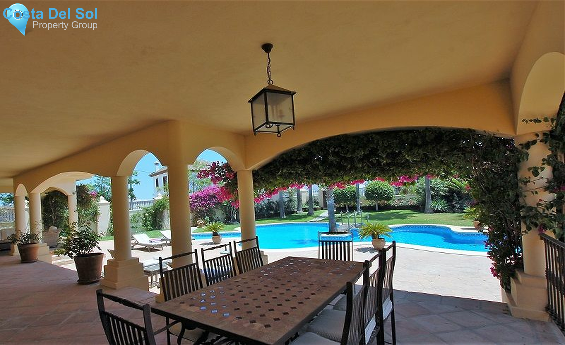 Detached Villa in Mijas-1200287