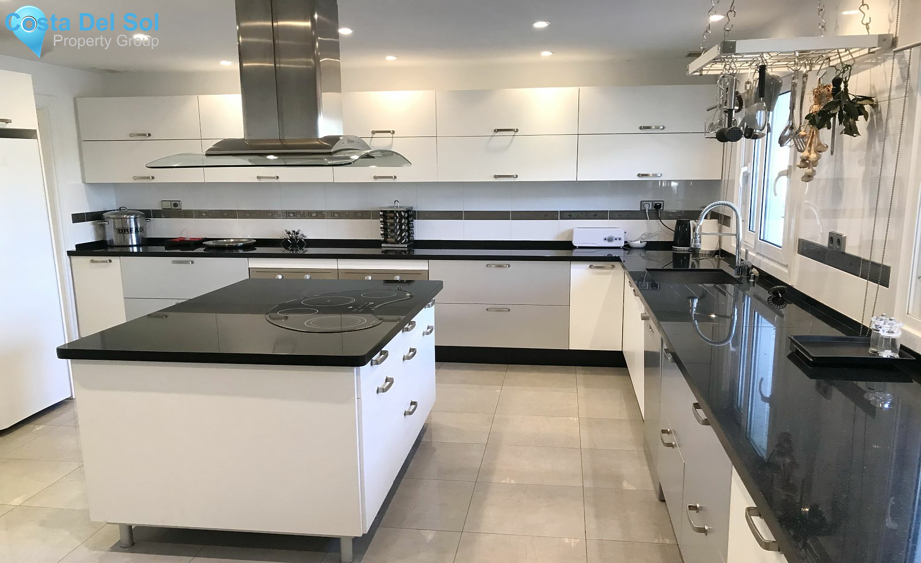 Detached Villa in Mijas-1220308