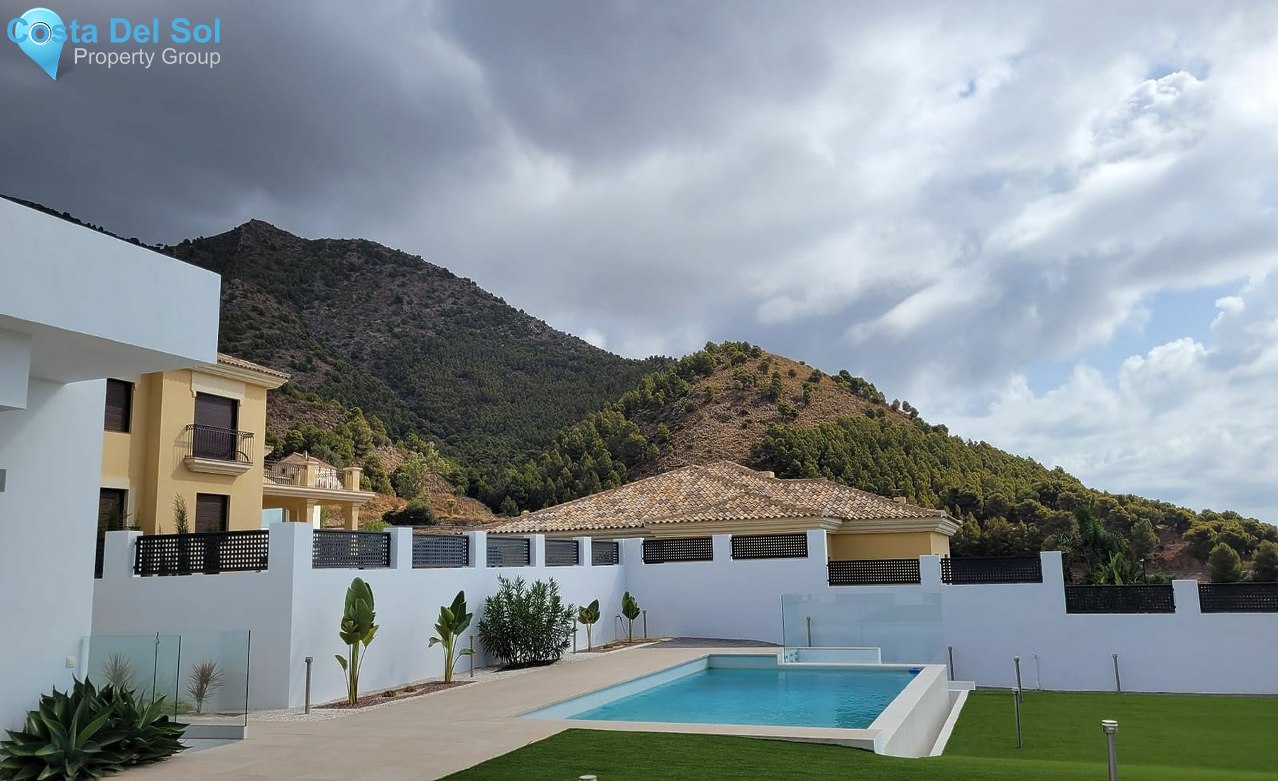 Detached Villa in Mijas-1464231