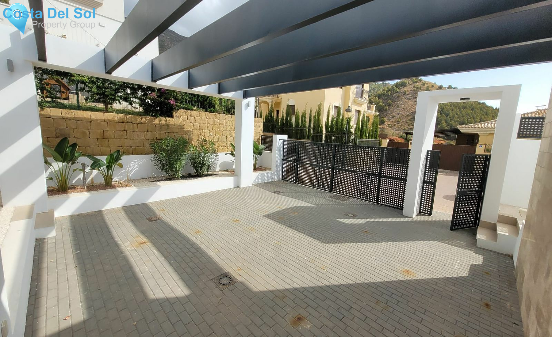Detached Villa in Mijas-1464220