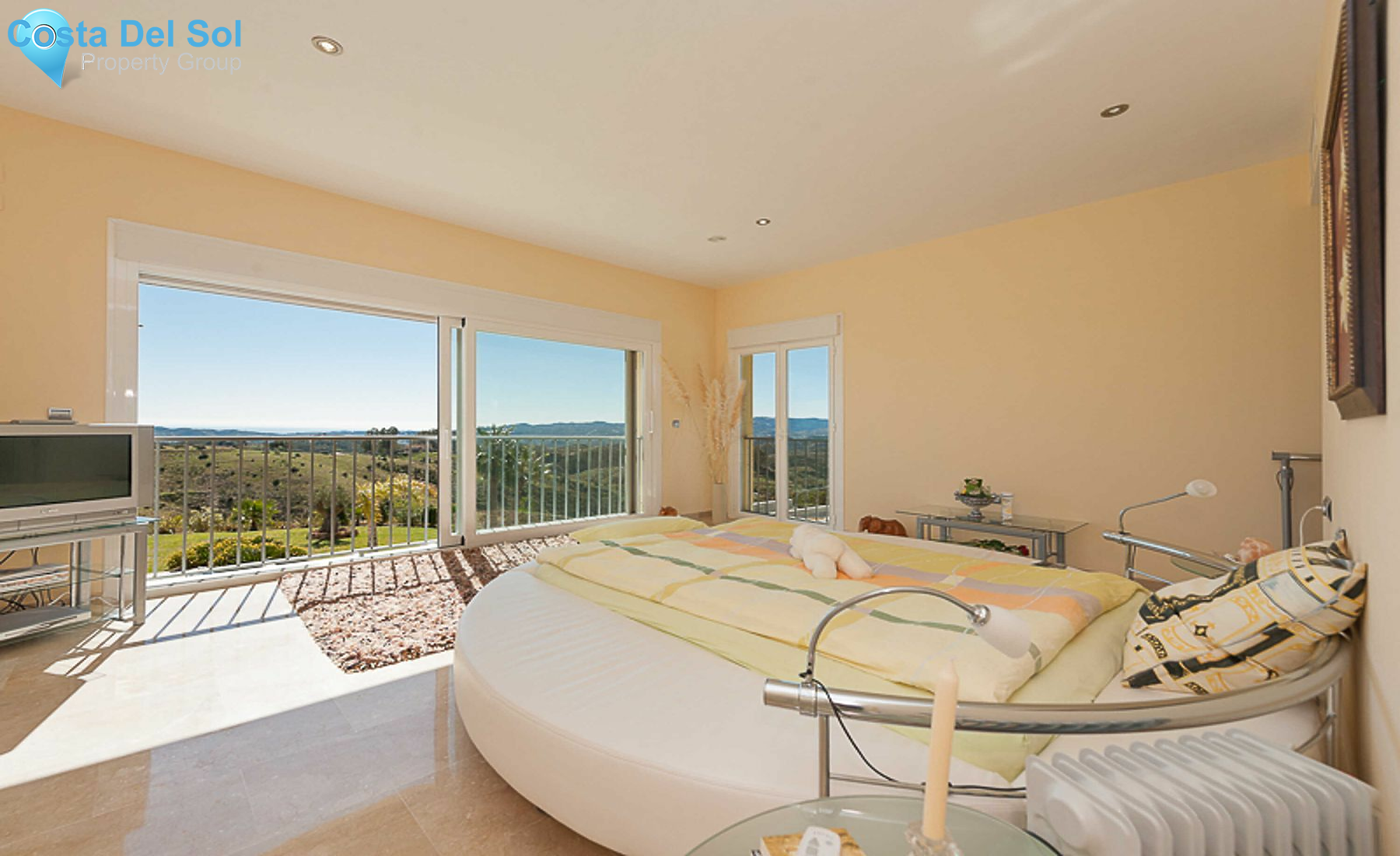 Detached Villa in Mijas-1497063