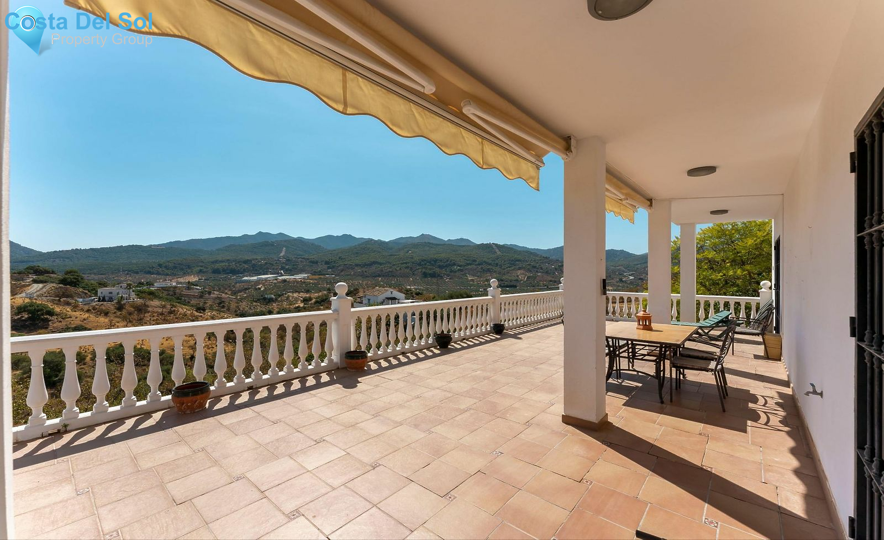 Detached Villa in Monda-1496798