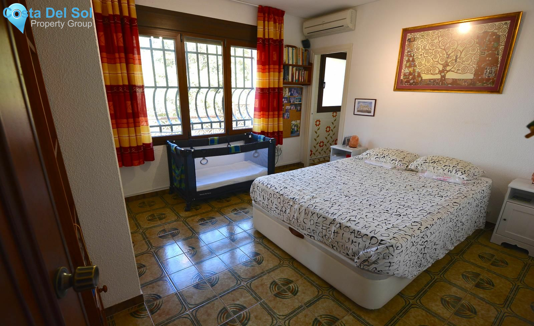 Detached Villa in Málaga Este-1465267