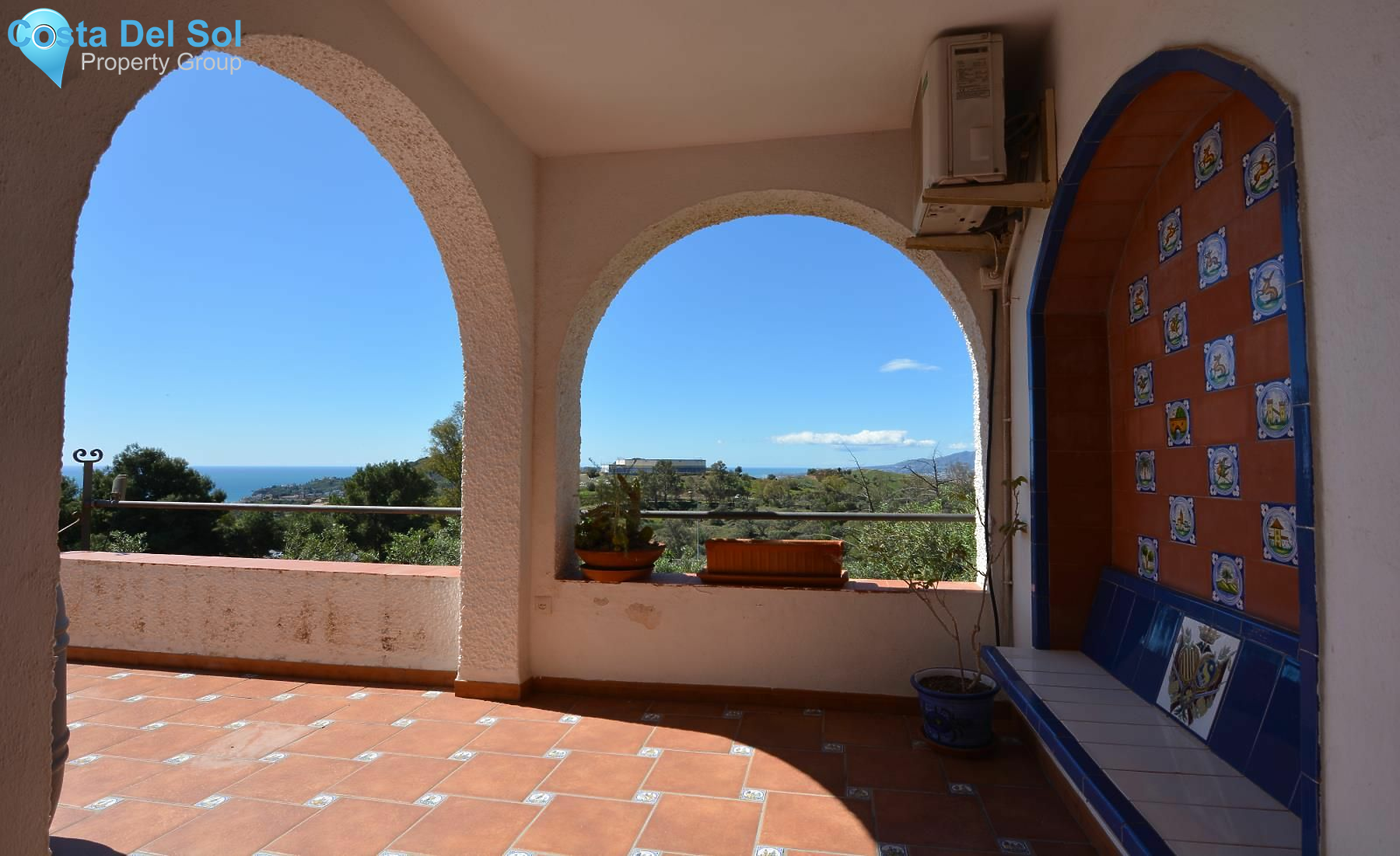 Detached Villa in Málaga Este-1465256