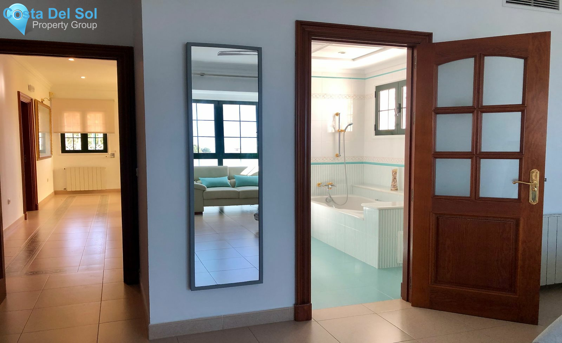 Detached Villa in Málaga-1144684