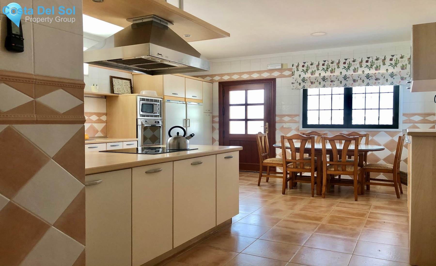 Detached Villa in Málaga-1144677