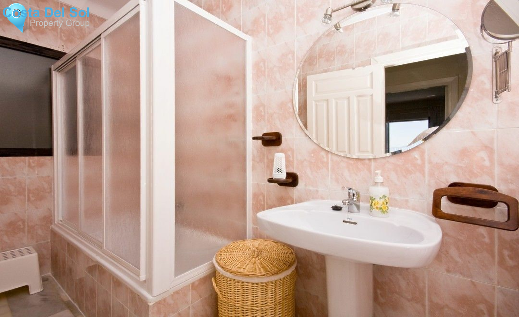 Detached Villa in Nerja-1165100