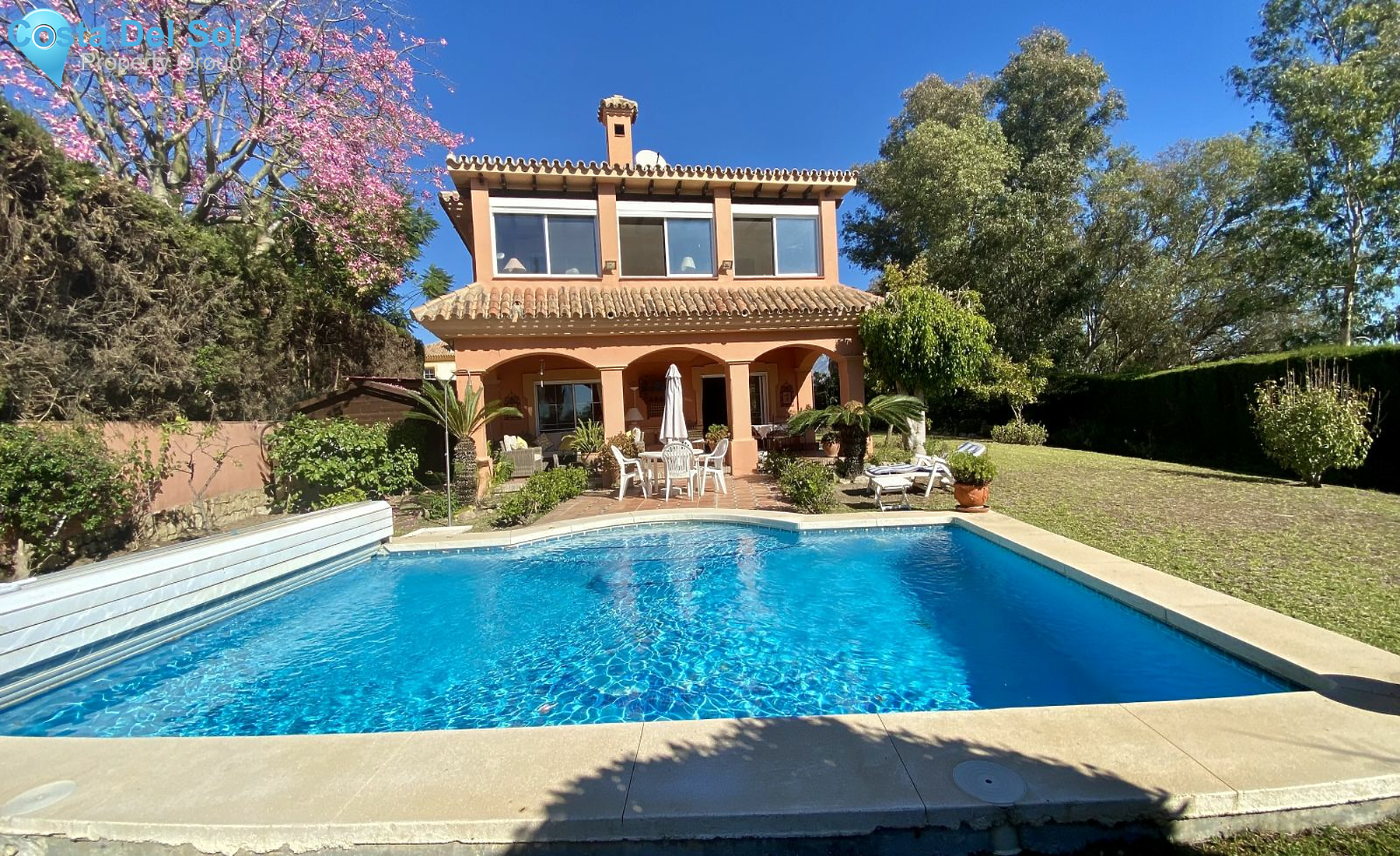 Detached Villa in Estepona