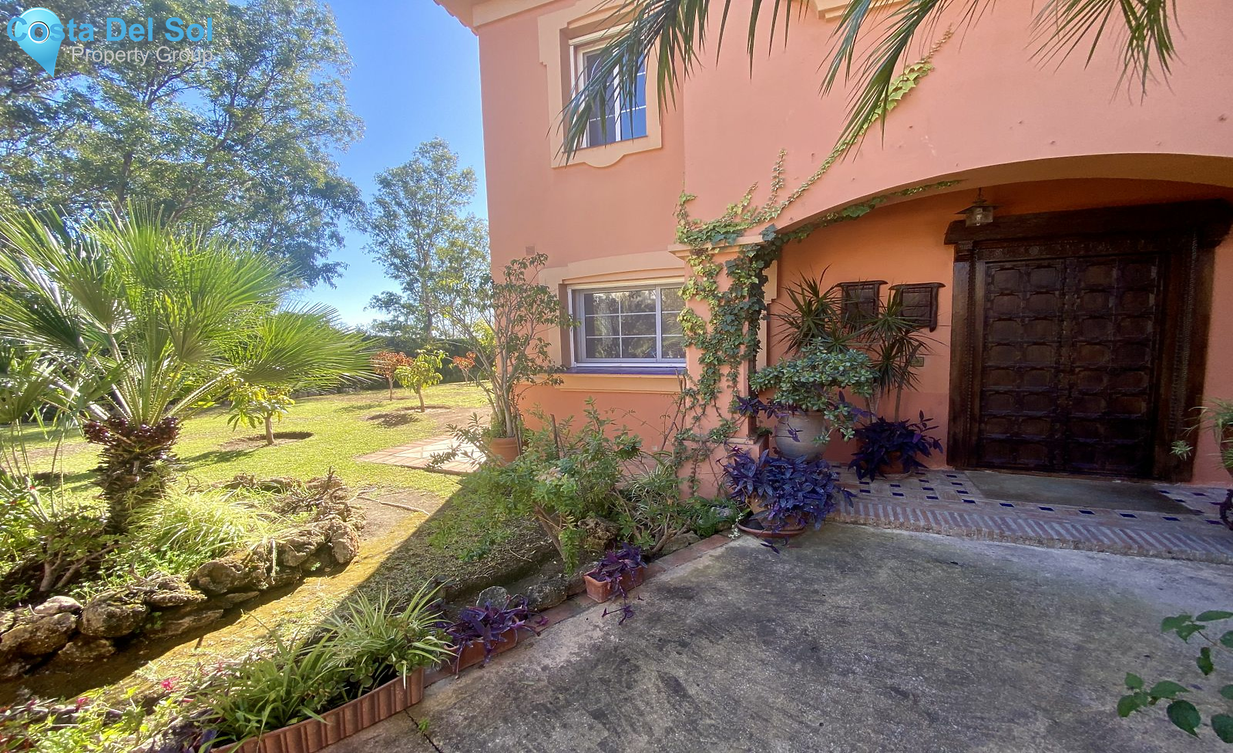 Detached Villa in Estepona-1386365