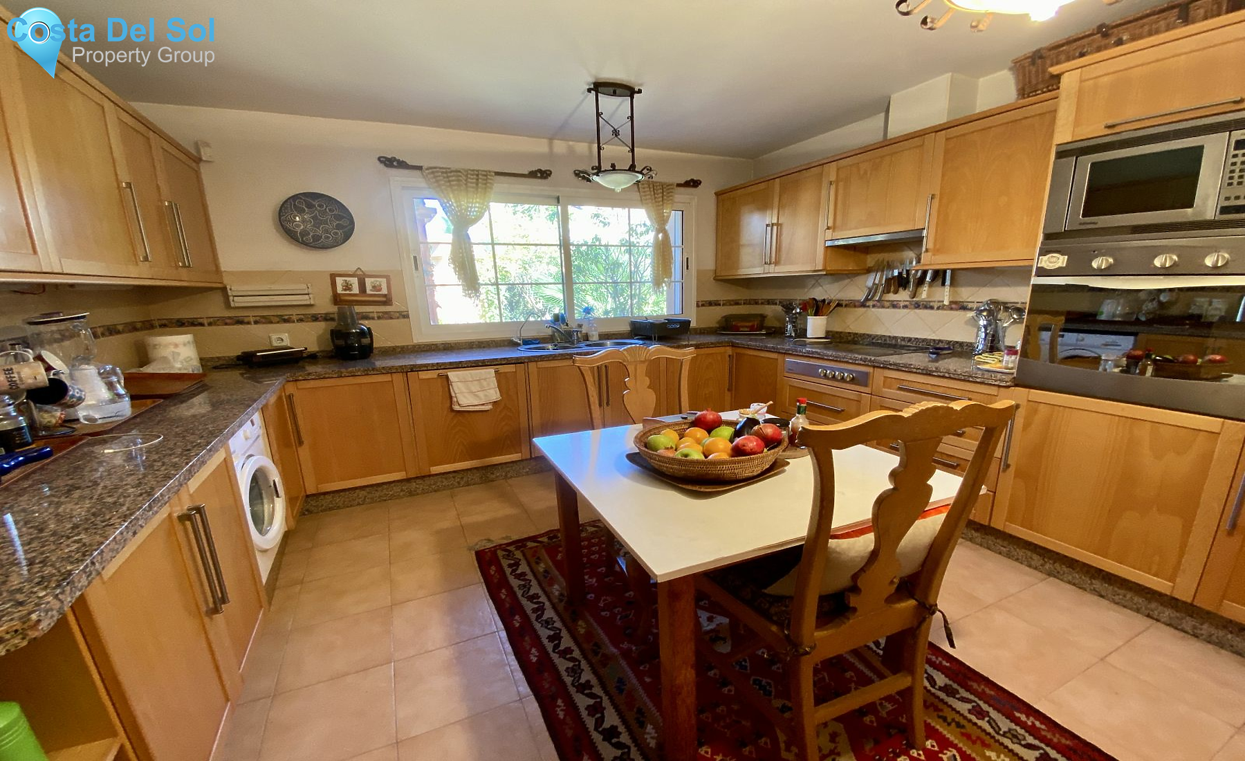 Detached Villa in Estepona-1386368