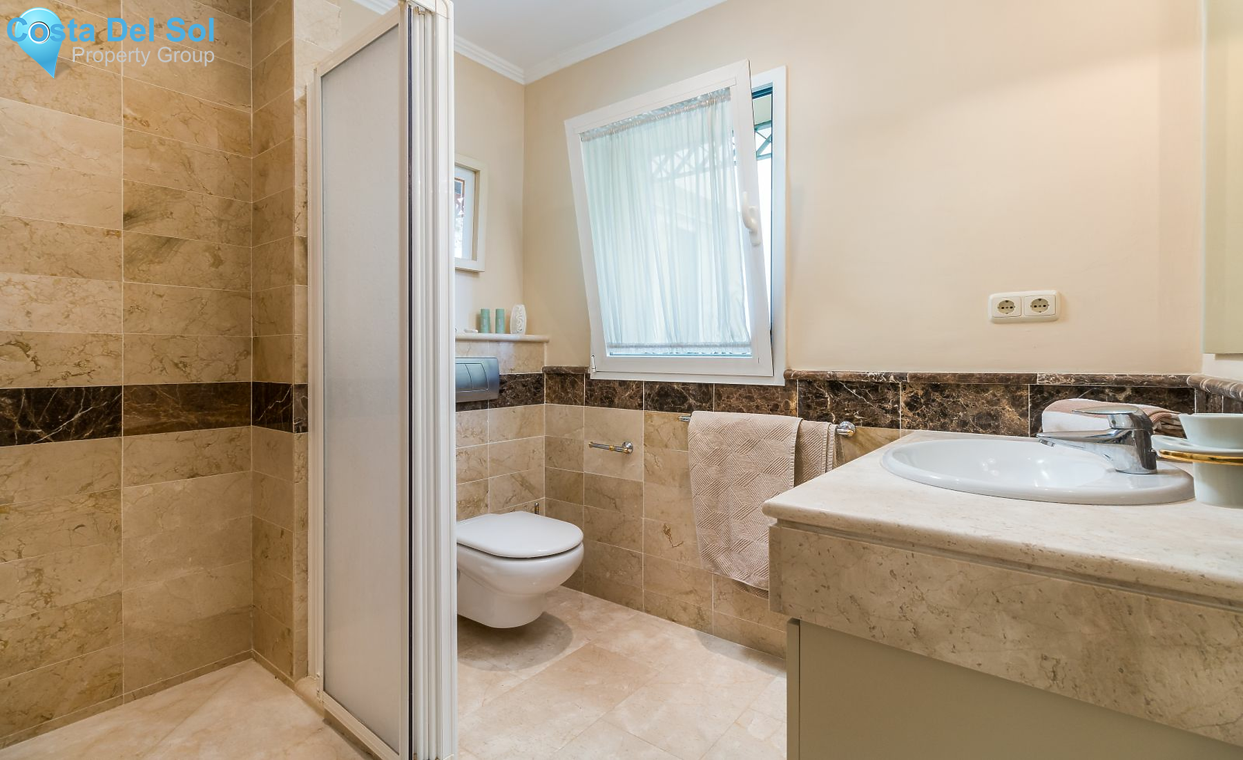 Detached Villa in New Golden Mile-1423084