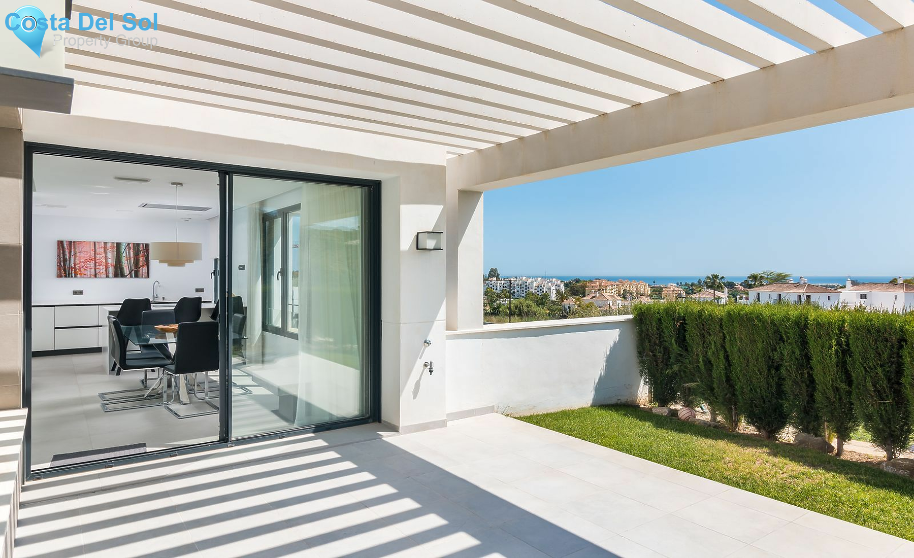 Detached Villa in New Golden Mile-1429331