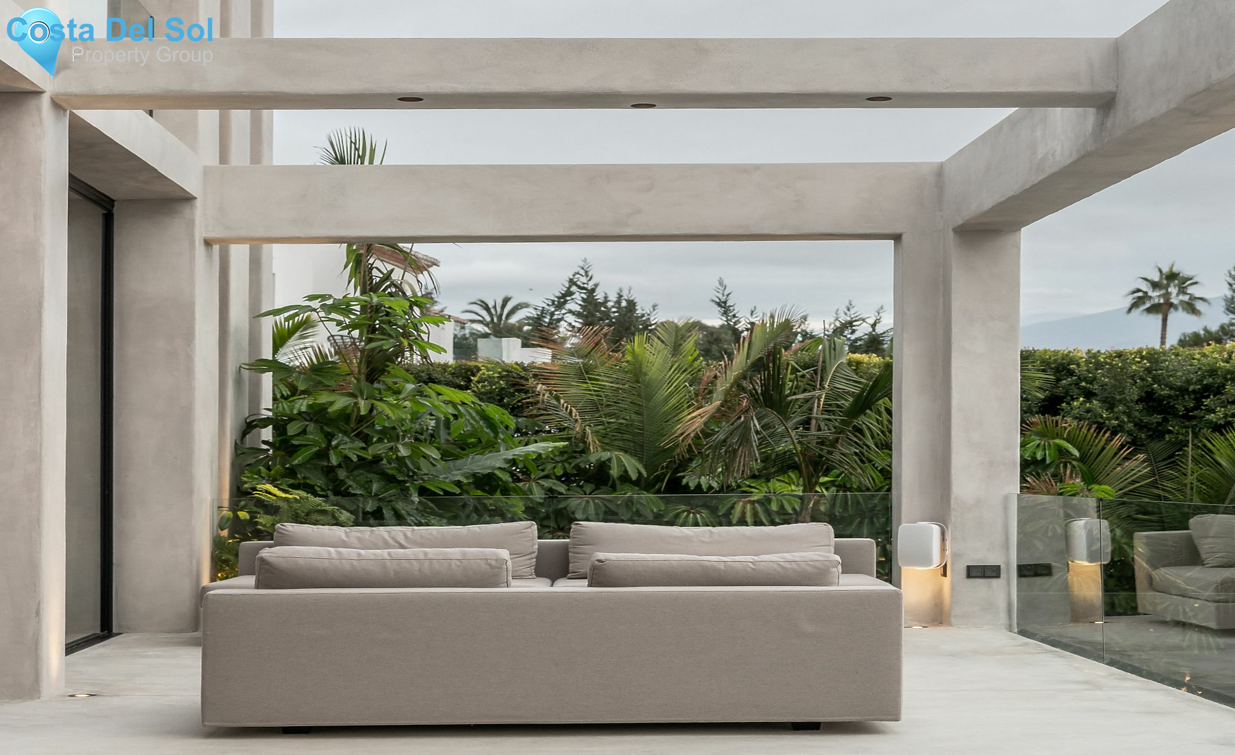 Detached Villa in Nueva Andalucía-1140452