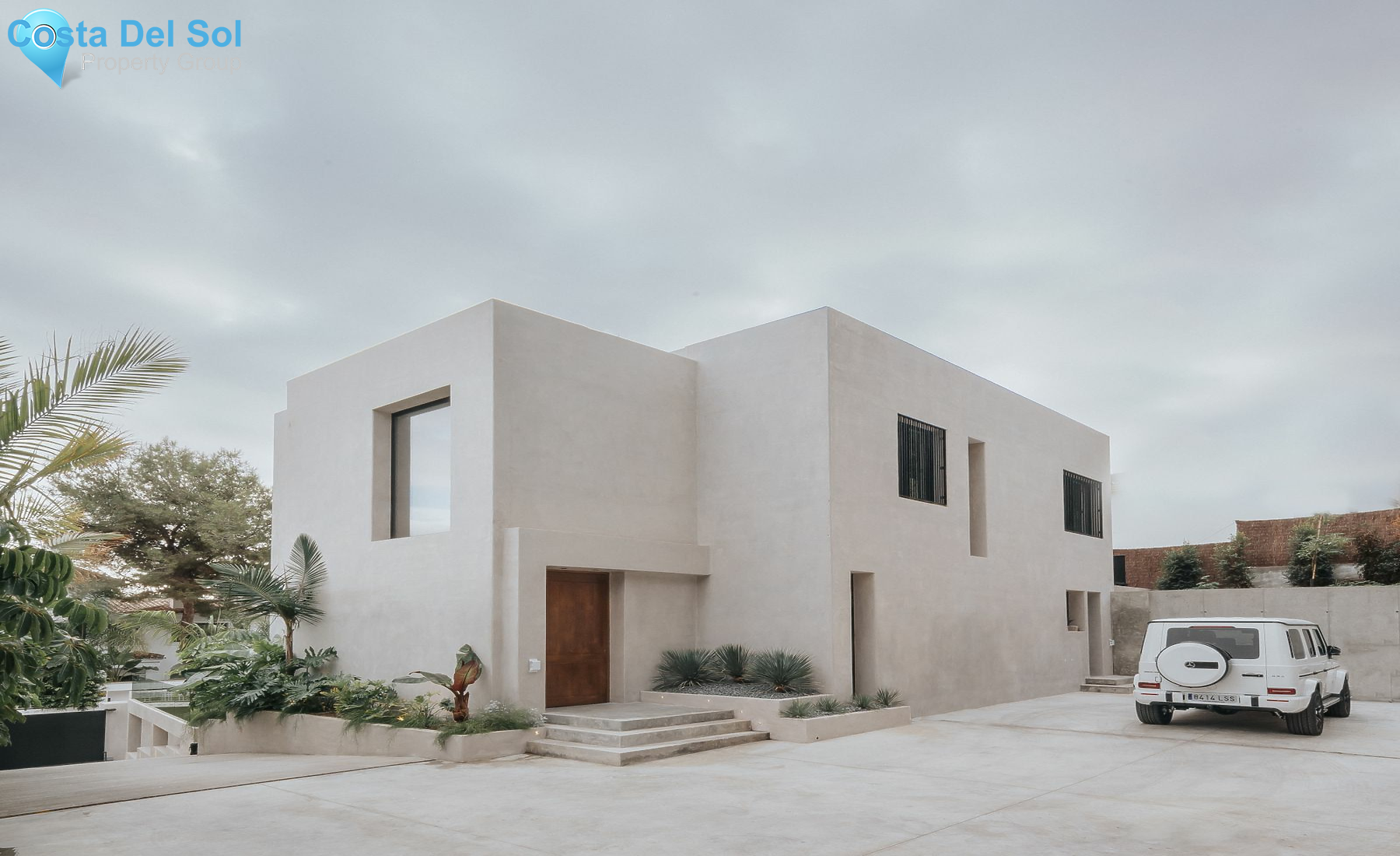 Detached Villa in Nueva Andalucía-1140456