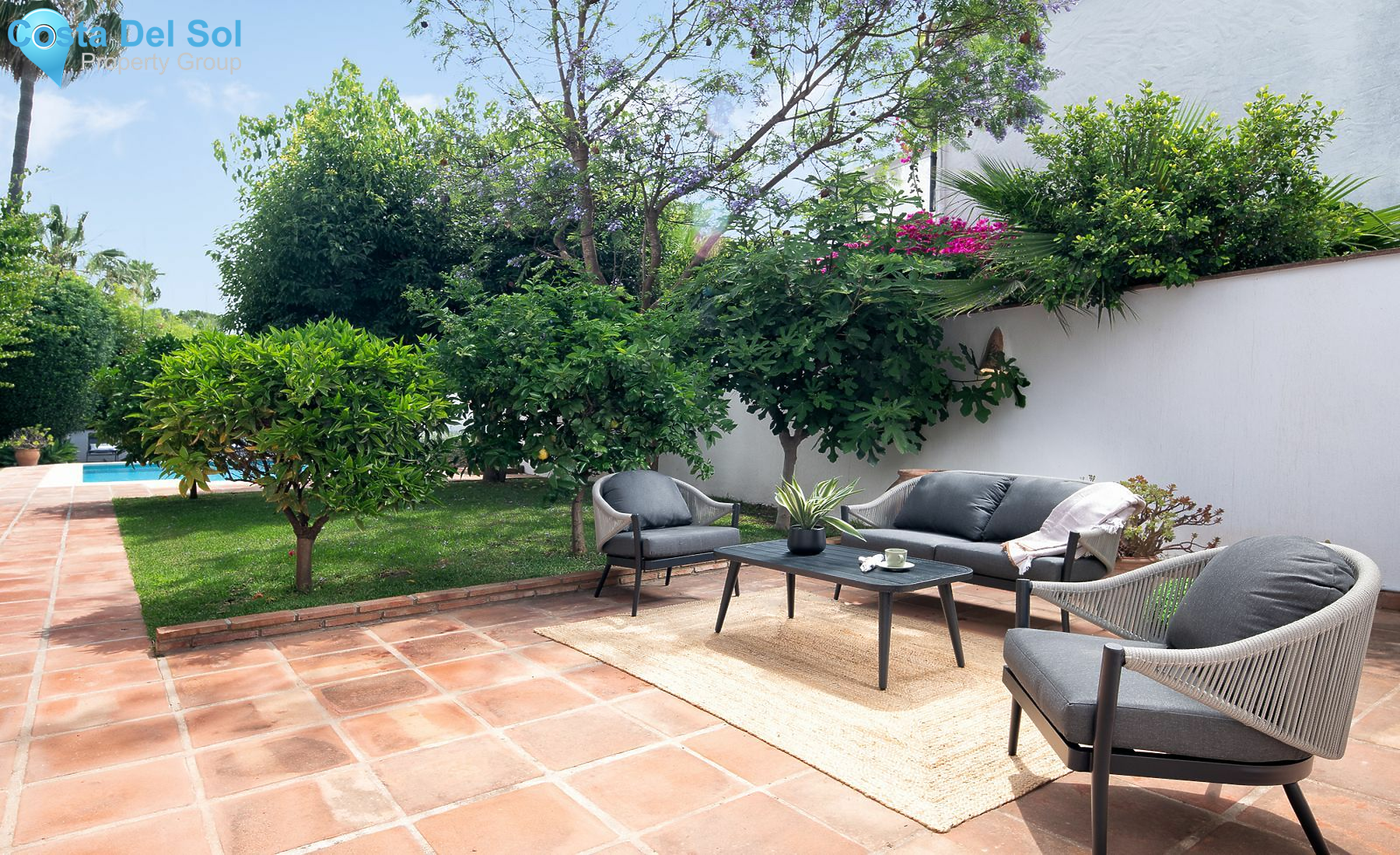 Detached Villa in Nueva Andalucía-1147485